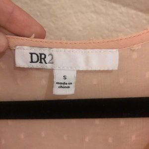 Dr2 peachy blouse! Comes w/ peachy blouse under